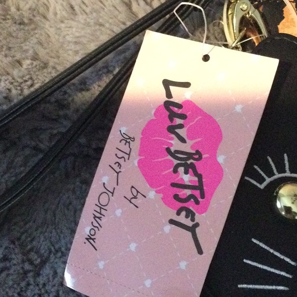 Betsy Johnson - Picture 6 of 6